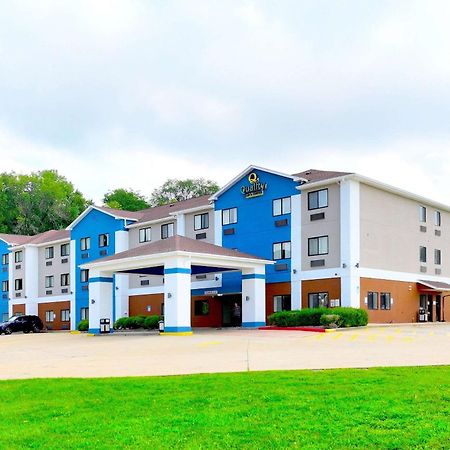 Quality Inn & Suites Caseyville - St Louis Exterior foto