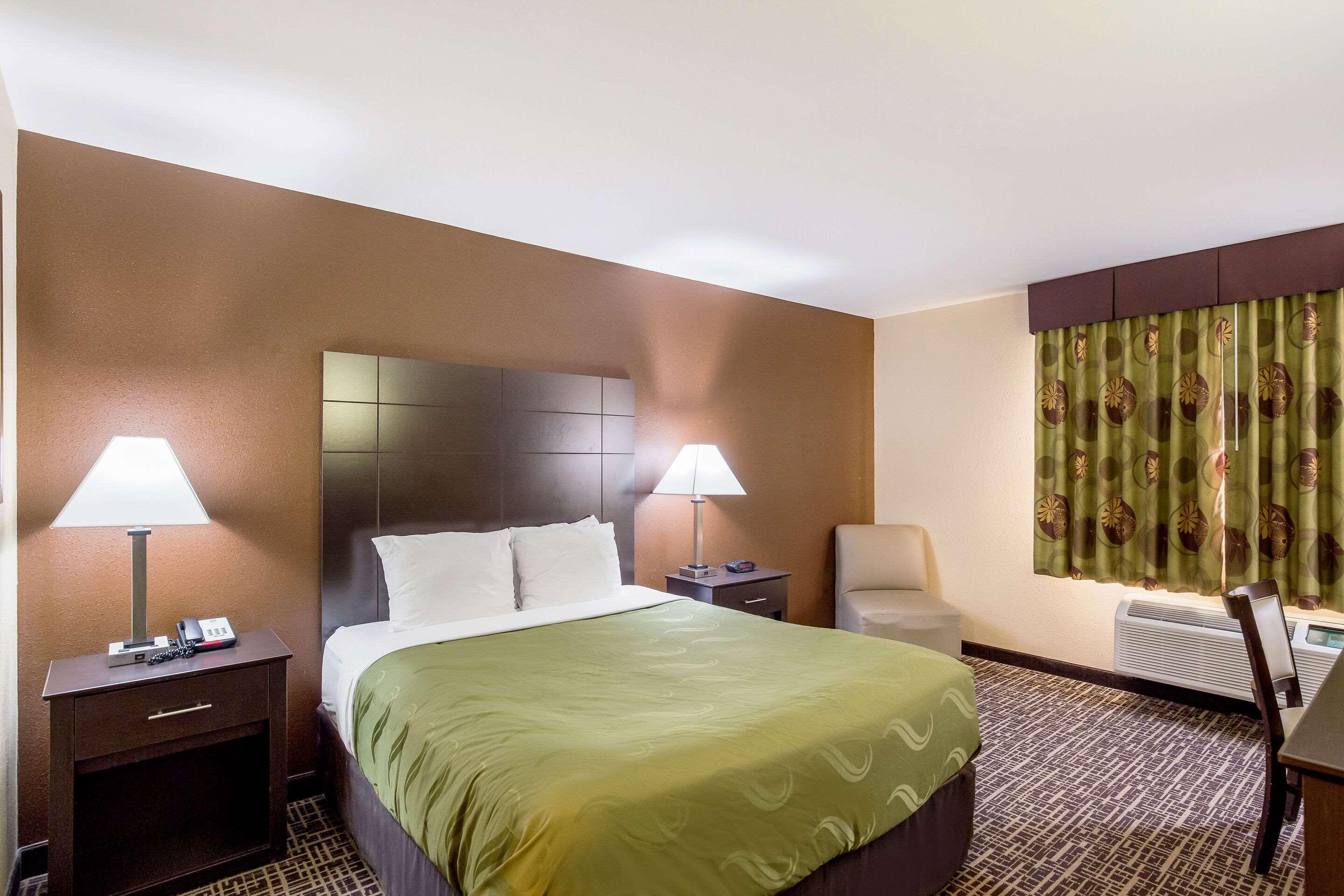 Quality Inn & Suites Caseyville - St Louis Exterior foto